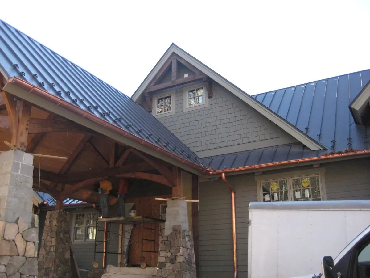 Craftsman Roofing team delivering quality roofing work in Kahaluu-Keauhou